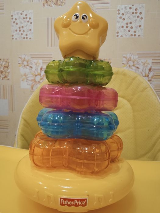 Музична пірамідка Fisher Price