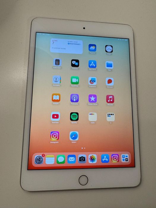 Tablet iPad mini 5.GEN A2133. 256GB WIFI 7,90