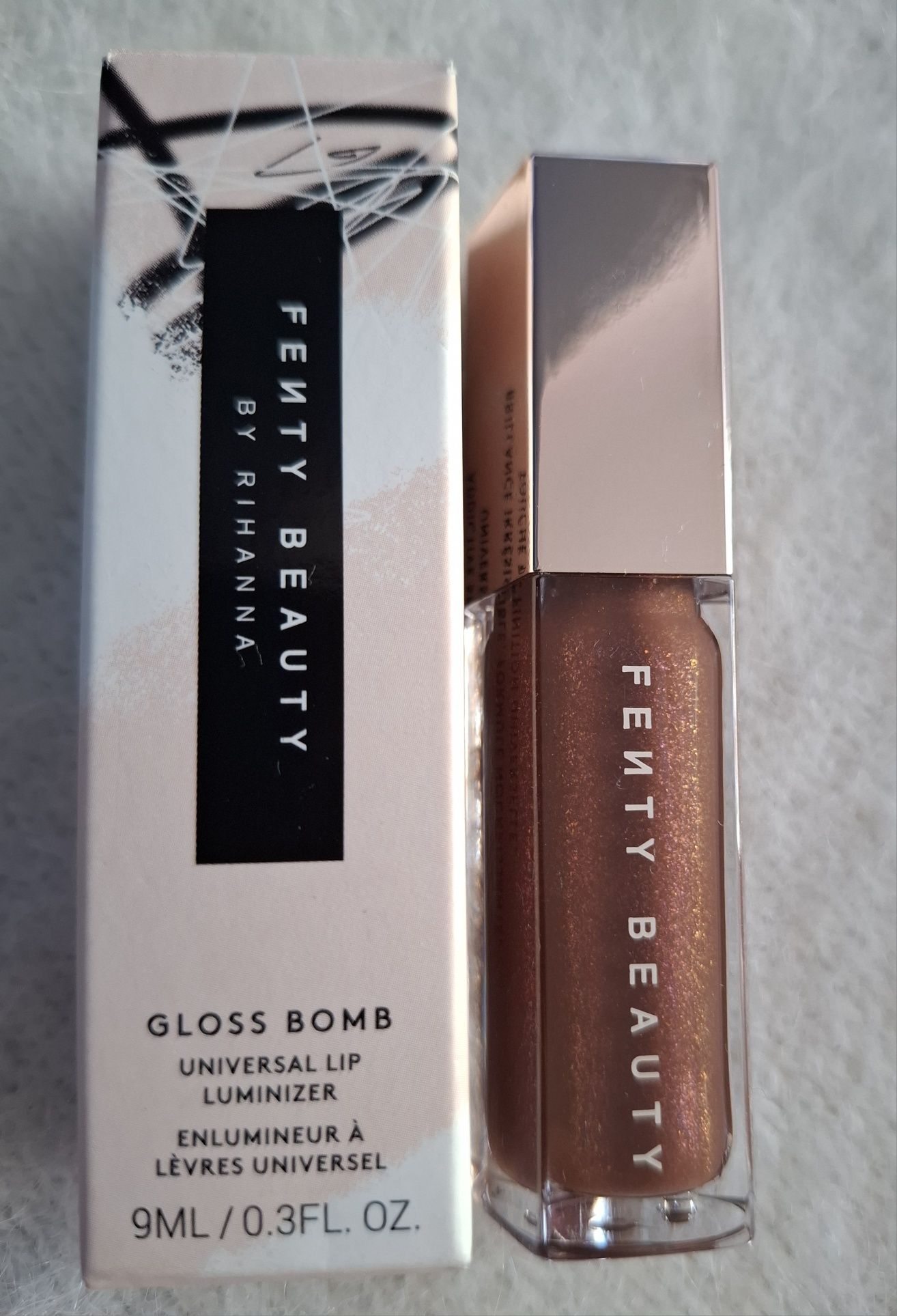 Błyszczyk do ust Gloss Bomb by Fenty Beauty
