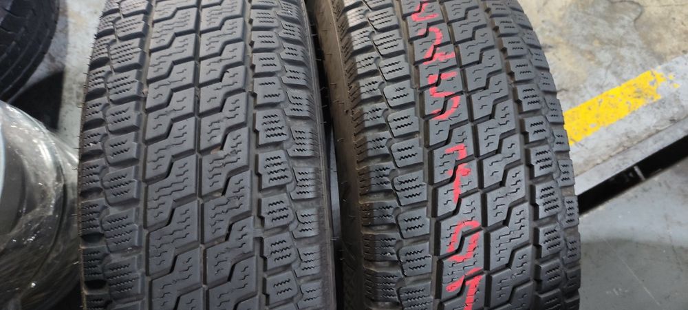 Pneus 225/70/15 semi novos  comerciais