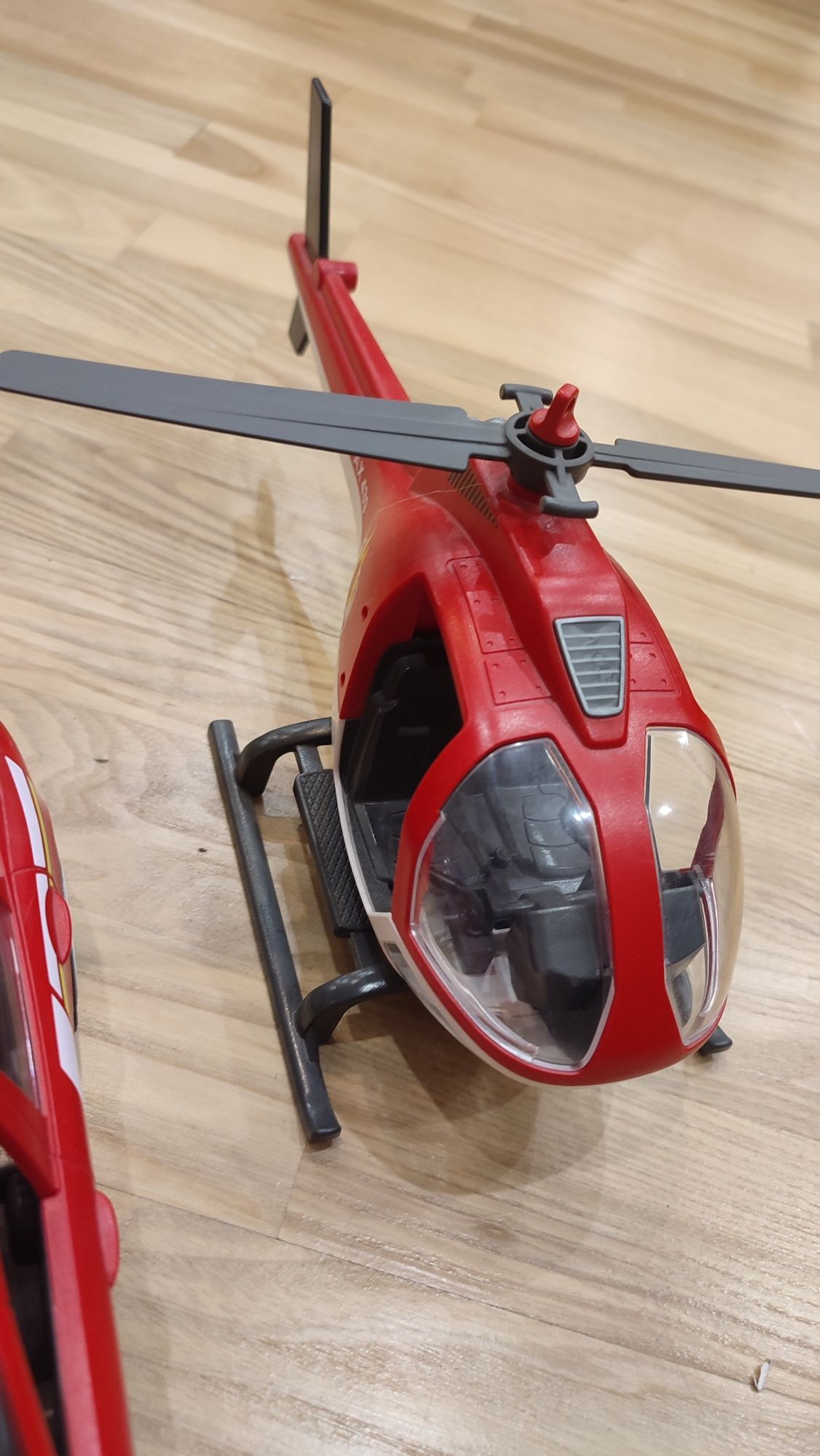 Playmobil zestaw ratunkowy strażacki straż helikopter