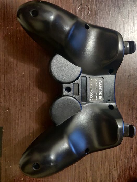 Продам геймпад mg550