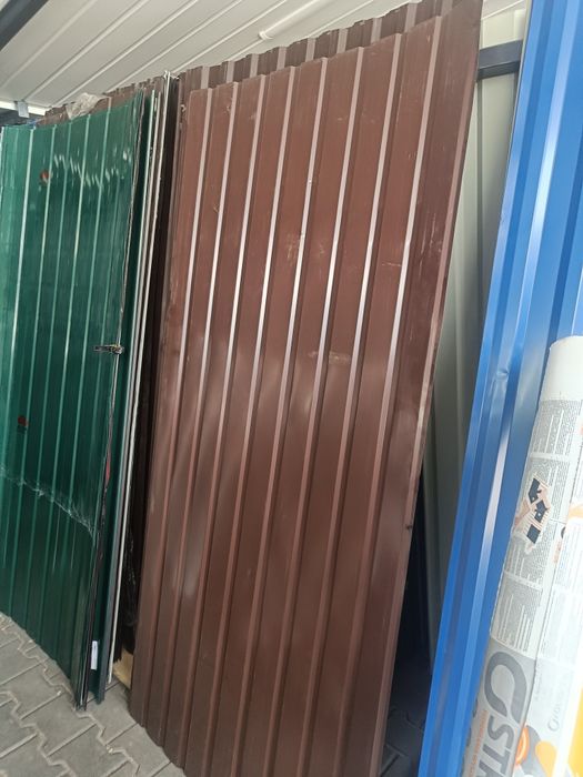 Профнастил коричневый некондиция от 100 грн метр или 200 грн за лист