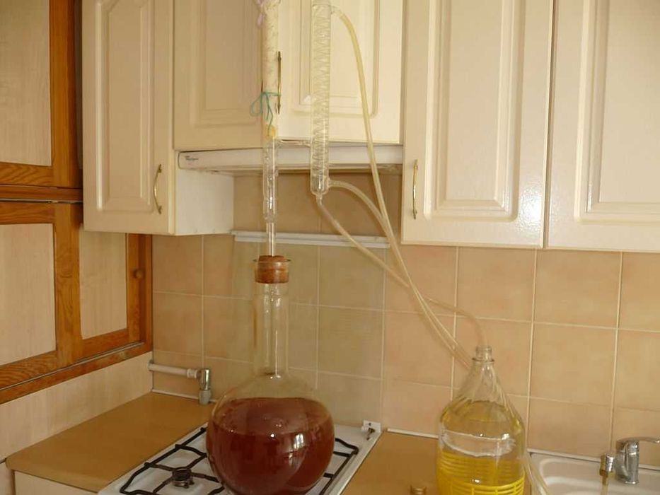 Destylator laboratoryjny do alkoholi. kolba10L+deflegmator z chłodnicą