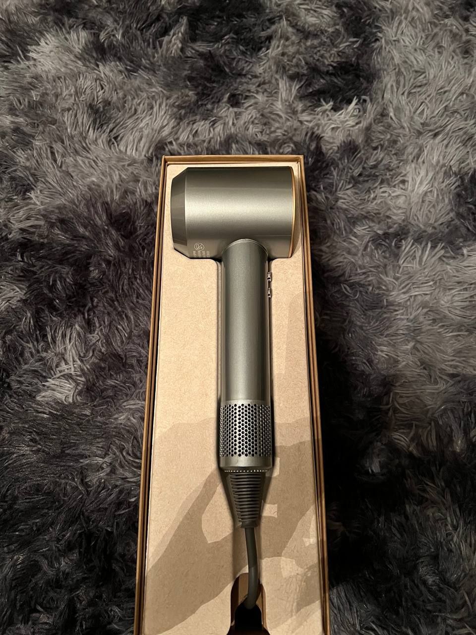 Фен Dyson HD08 supersonic