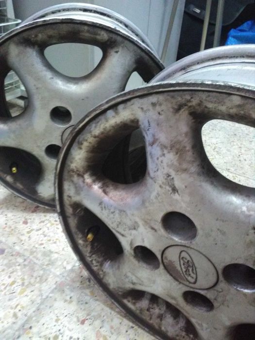 Jantes FORD usadas duas