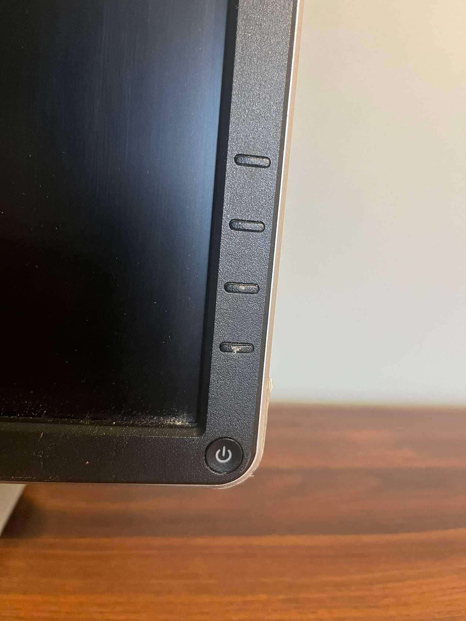 monitor DELL używany