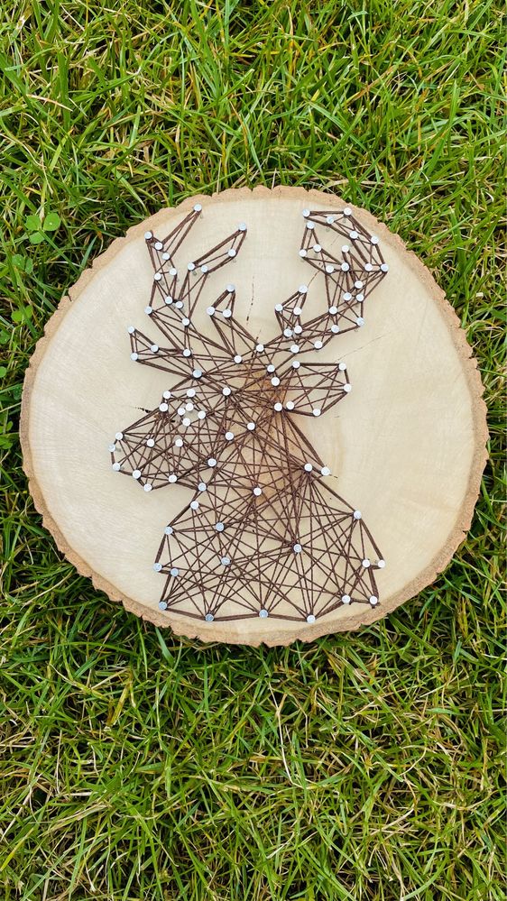 String art na plastrze drewna, jeleń, obraz
