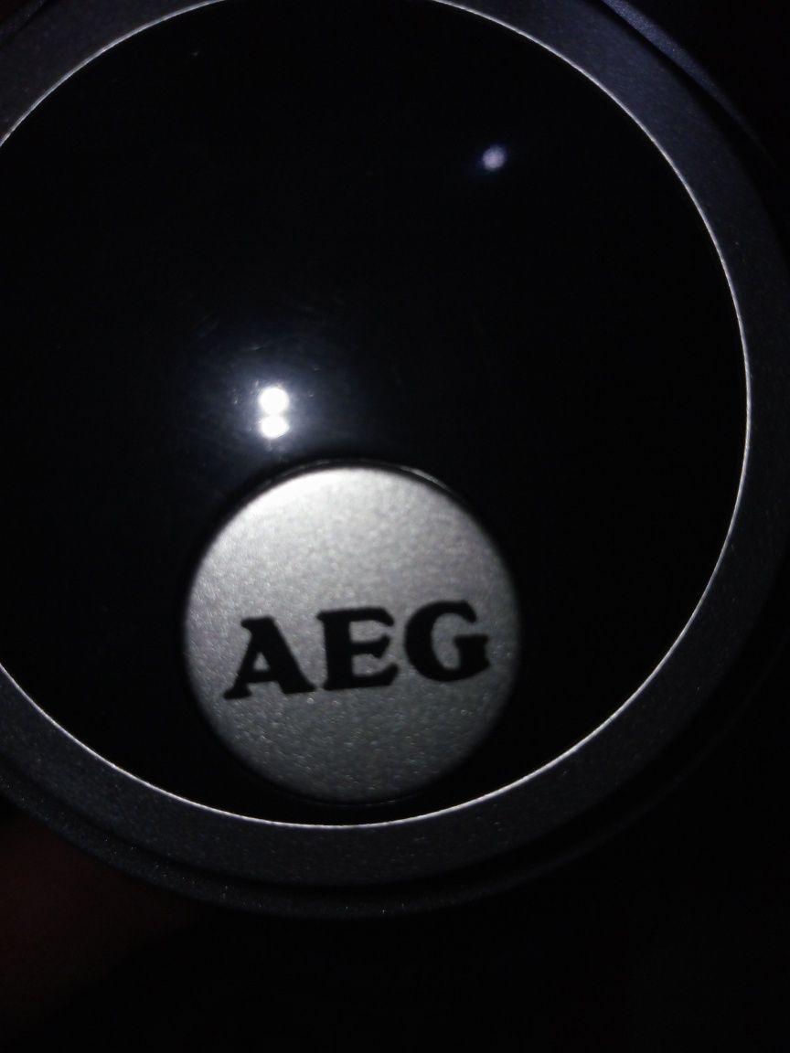Headphone AEG com fio