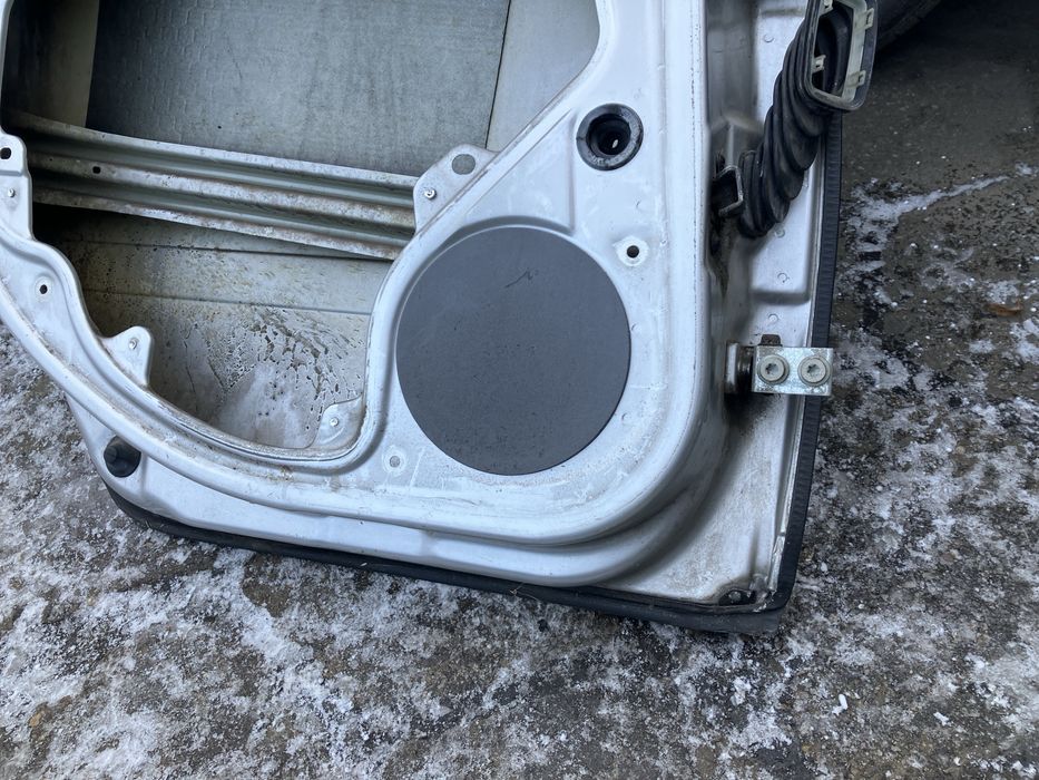 Skoda Octavia II - drzwi tył lewe prawe