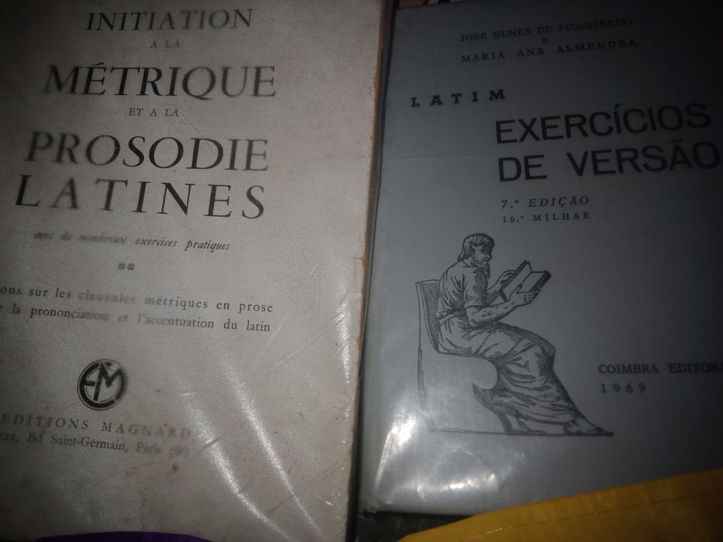 Latim livros initia latina gramática