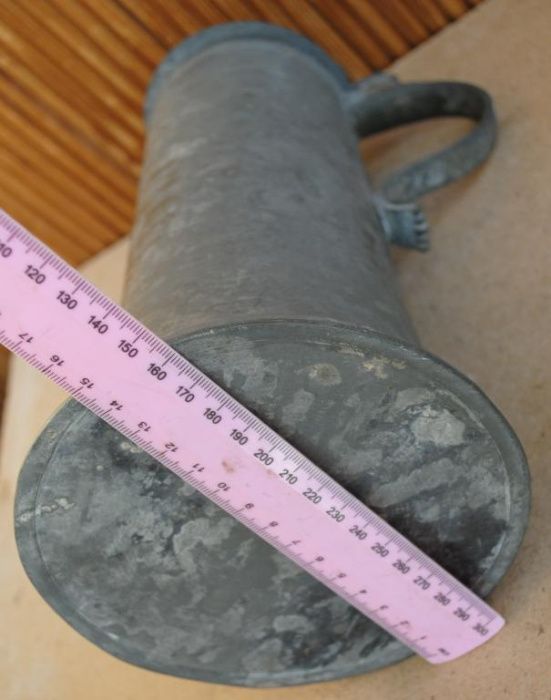 Кружка пивна оловяна антикварна більш 2л 1829г. Пивной бокал оловянный