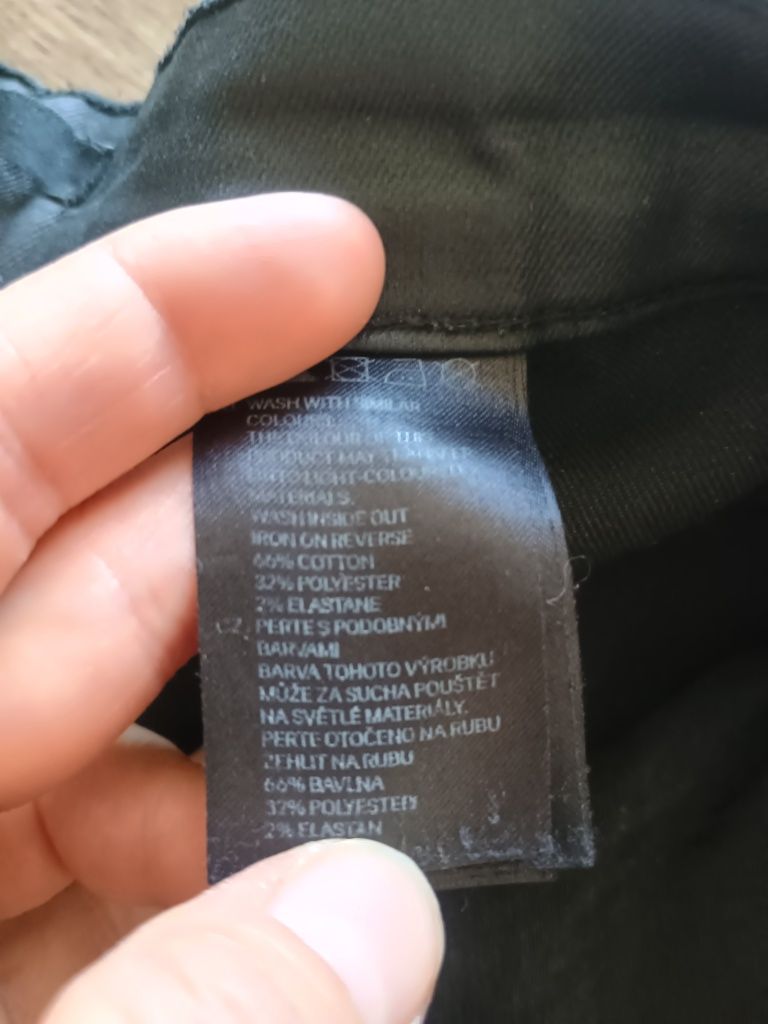 Czarne woskowane spodnie h&M 7/8
