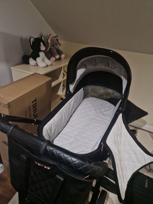 Wózek Venicci Tinum SE 3w1,5w1, foteliki i baza Maxi Cosi, super stan