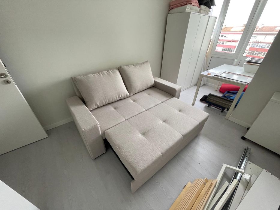 Sofa-cama em otimo estado