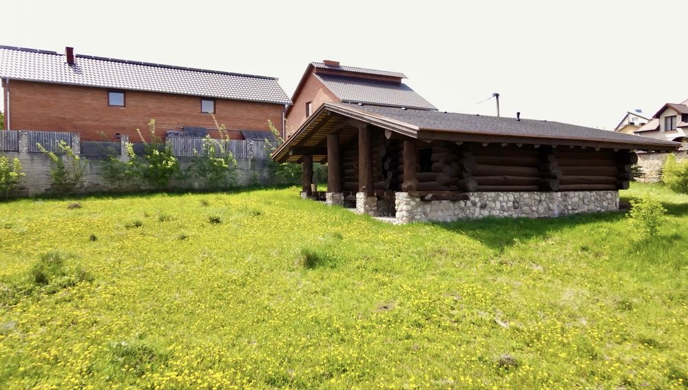 Продам будинок зі зруба у пригороді Тернополя с.Байківці