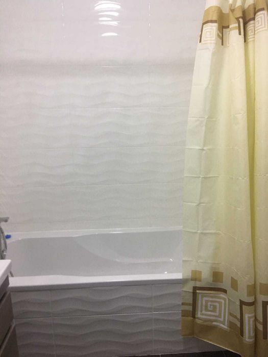 Продам 1 кім квартиру з ремонтом  в Жемчужині на Сахарова