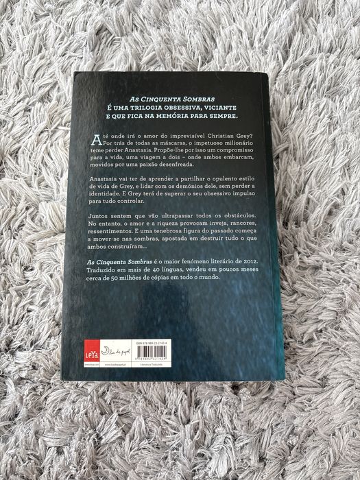 Livro as Cinquenta Sombras Livre III