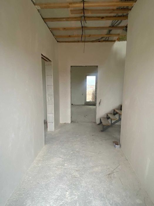 Ваш ідеальний дім біля озера: двоповерховий будинок 122 м² на 6 сотках