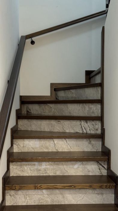 Сучасний Таунхаус з ремонтом та меблями