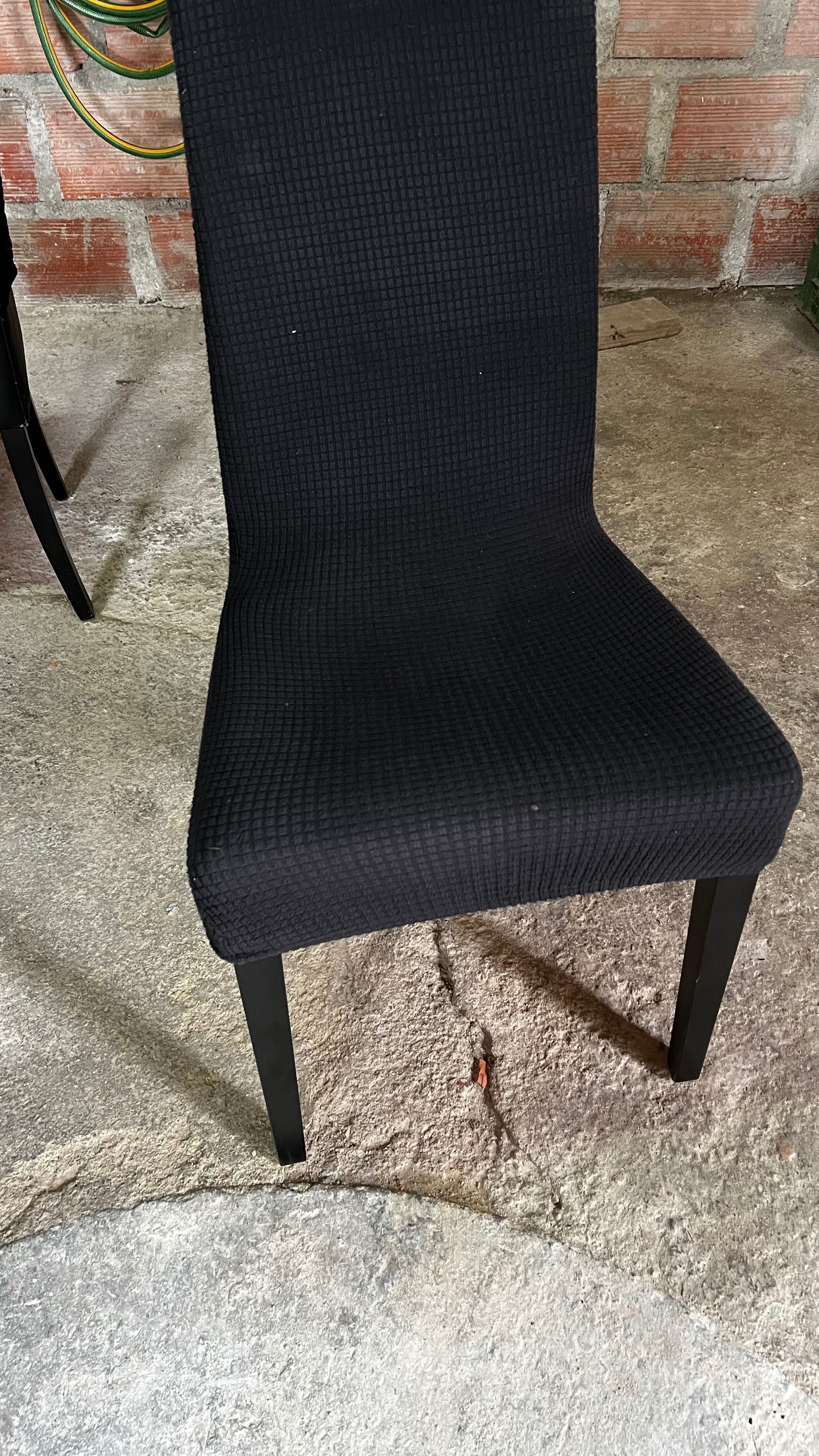 Mesa de jantar extensível com 6 cadeiras (oferta)