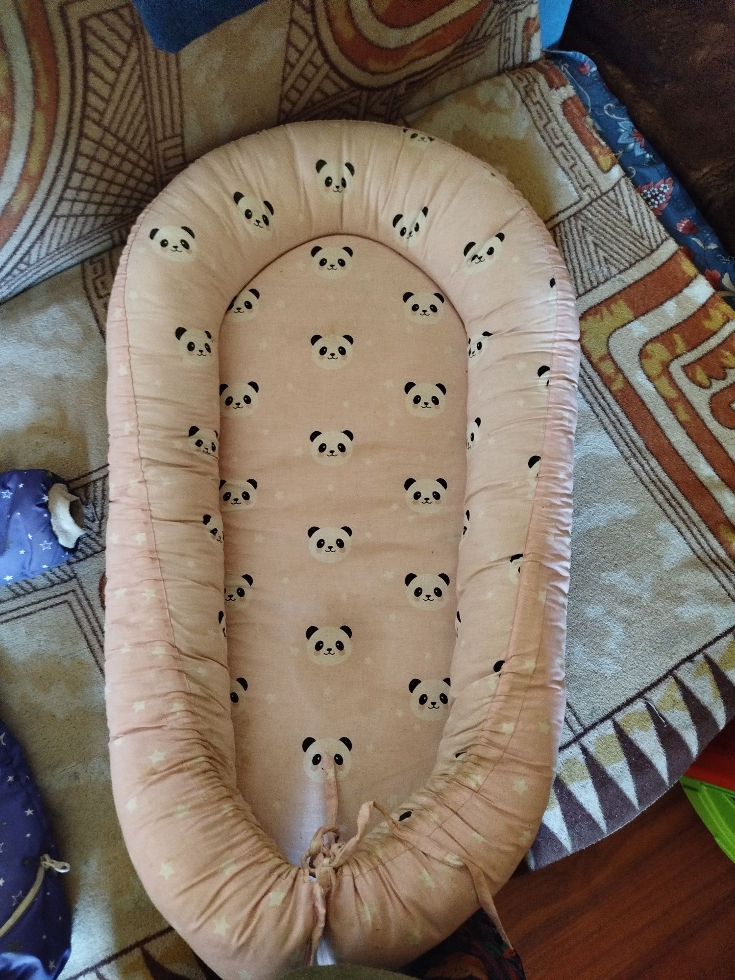 Кокон в коляску не дорого)))
