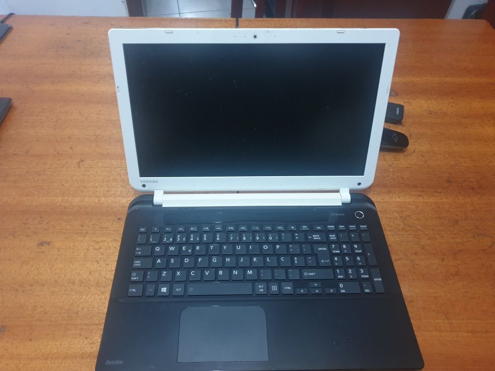 Toshiba satellite l50-b