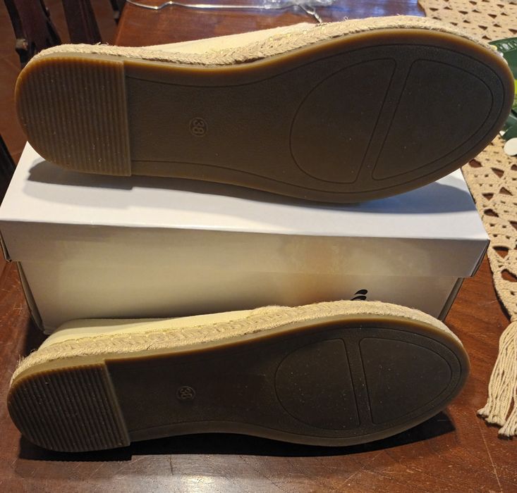 Alpercatas com bordado