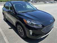 2022 Ford Escape Plug-In Hybrid Titanium