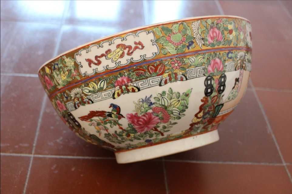 Taça de Porcelana Chinesa