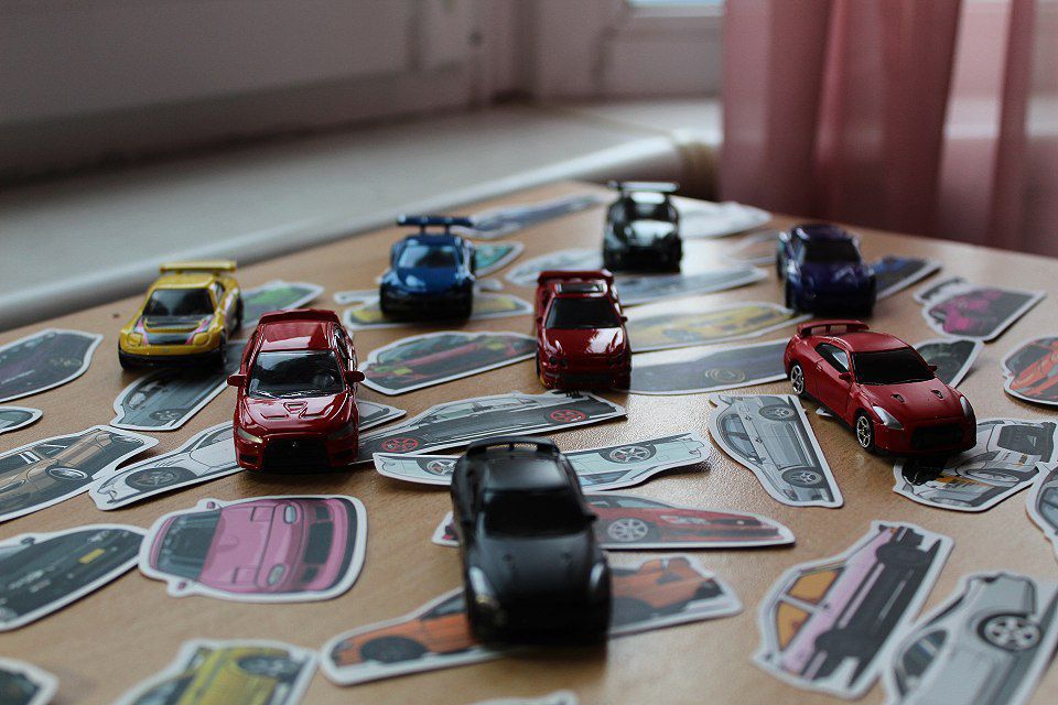 продам коллекционные машинки hot wheels, rmz city, burago/jdm