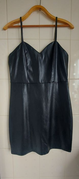 Сукня облігаюча L еко-шкіра