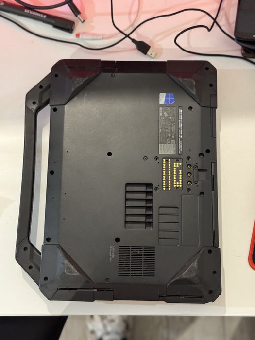 Dell Latitude 5414 - dotyk, pancerny, nowa bateria, 24 GB RAM