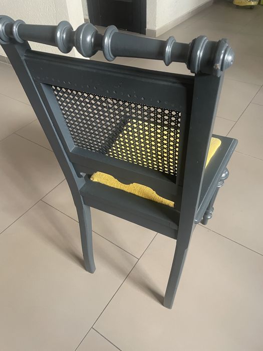 Стілець антикваріат