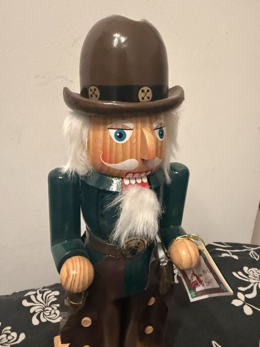 Kolekcjonerski Dziadek do orzechów Kowboj w skórzanych spodniach!