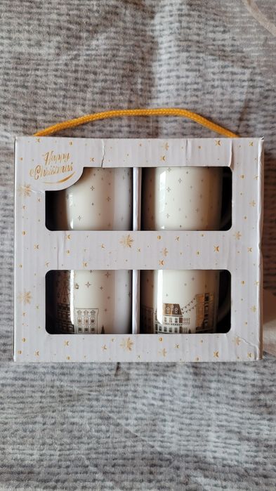 Zestaw kubków świątecznych z domkami Pepco