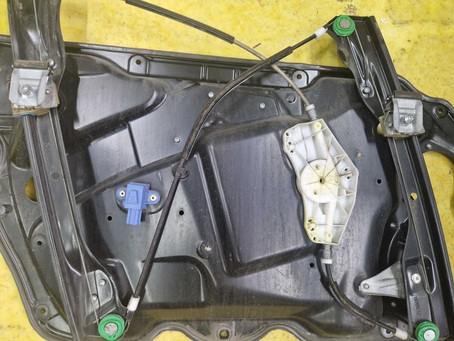 Mechanizm Podnoszenia Szyby Vw Passat B6 Prawy Przód 3C1.837.756.L