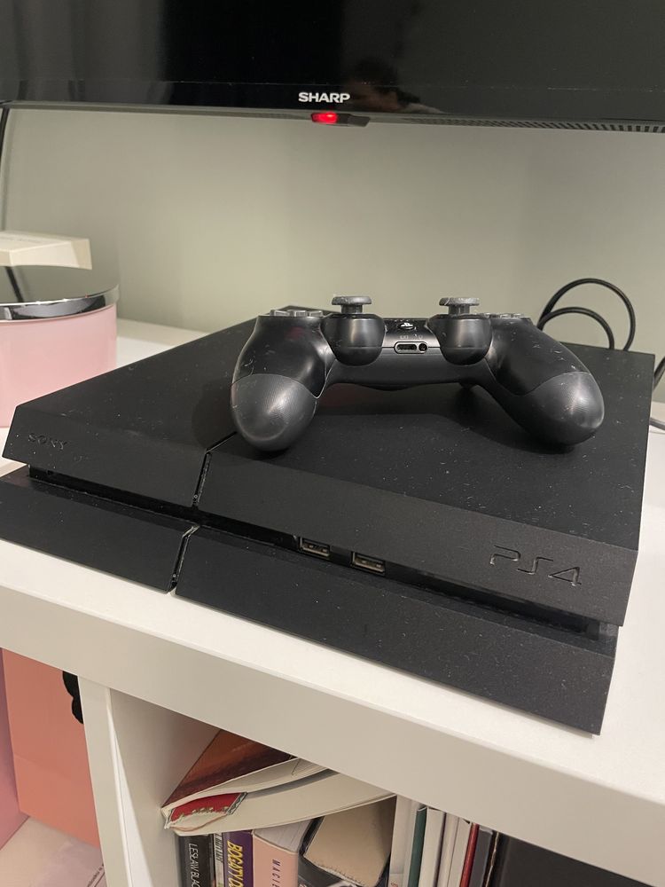 PS4 500gb Poznań + 3 gry