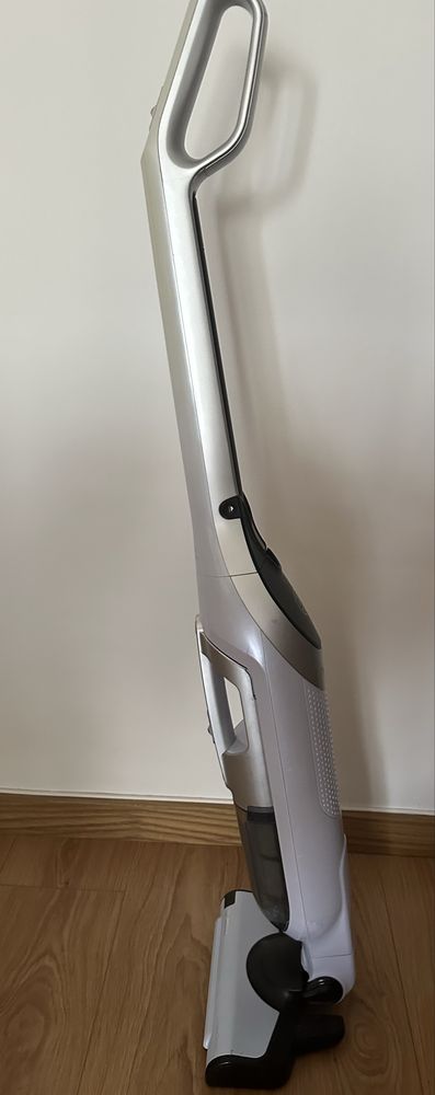 Aspirador bosch serie 4 28V
