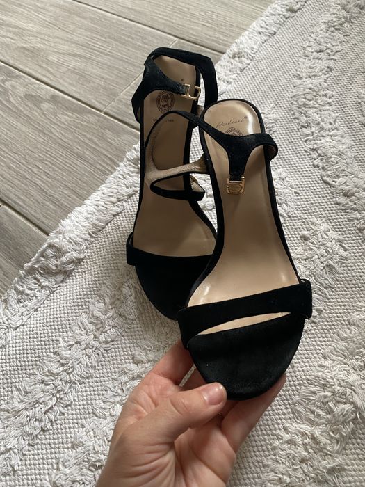 Вечірні босоніжки/взуття на підборах/36р