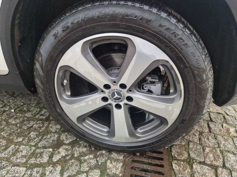 Felgi koła z oponami do mercedesa glc 235/55r19
