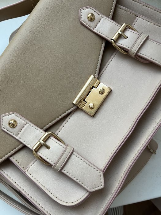 Рожевий Портфель шкільний з замочком