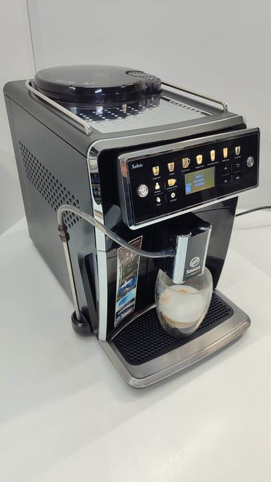 Кавомашина кавоварка Саеко Кселсіс Saeco Xselsis SM7580