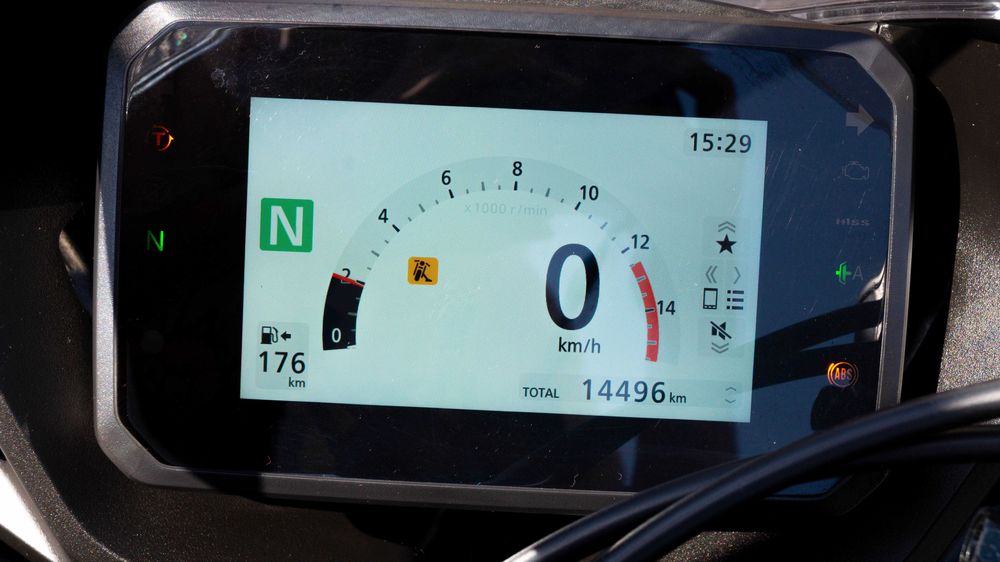 Honda CBR 650R E-Clutch 2024