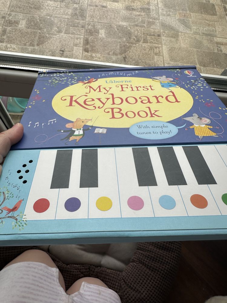 My First Keyboard Book Книга