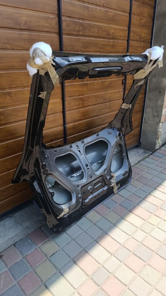 Кришка багажника tesla model Y , ляда тесла  ОРИГІНАЛ