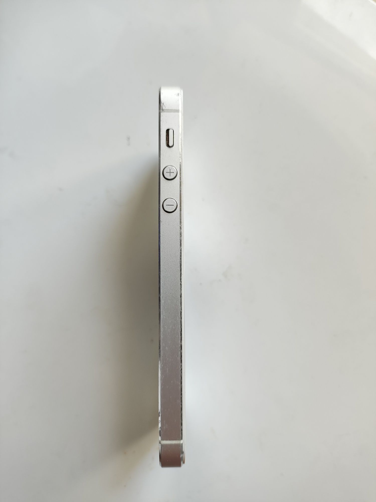 IPhone 5 iPhone 5