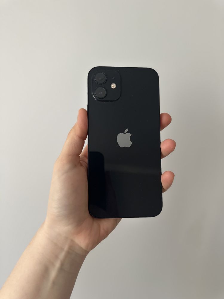 iPhone 12 64Gb Гарантия идеальное состояние