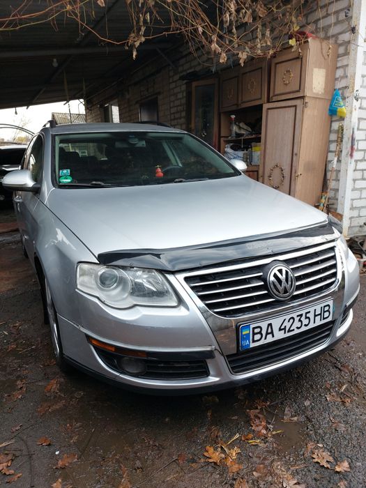 Фольксваген Пассат Б 6 2007год 2.0 дизель