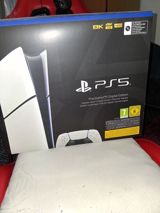 PS5 Slim Digital 1TB com 1 ano garantia